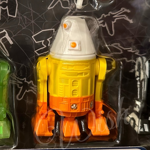 Star Wars Droid Factory R2-BOO, R2-BOO17, R4-BOO18, R5-BOO19, R7-FNG - Picture 10 of 13